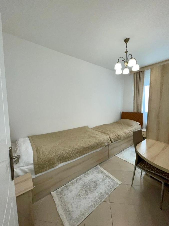 Sladjawing2 Appartement Jagodina Buitenkant foto