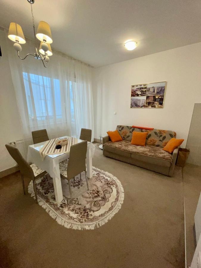 Sladjawing2 Appartement Jagodina Buitenkant foto